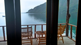 Jalan-jalan ke Maluku - Paket tur ke Maluku