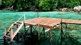 Jalan-jalan ke Maluku - Paket tur ke Maluku