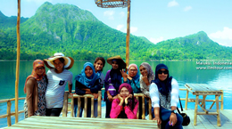 Jalan-jalan ke Maluku - Paket tur ke Maluku
