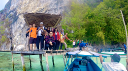 Jalan-jalan ke Maluku - Paket tur ke Maluku