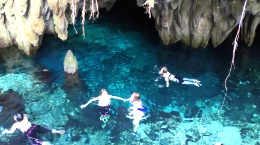 Liburan ke Goa Hawang, Kei, Maluku