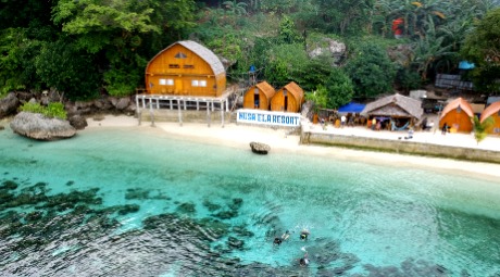 Paket tur ke Maluku
